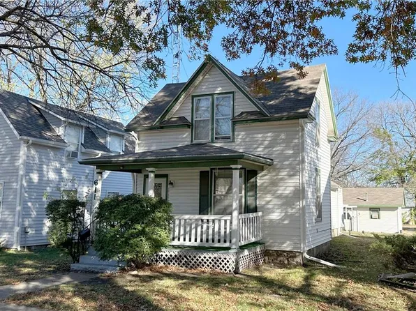 611 S Maple St, Ottawa, KS 66067