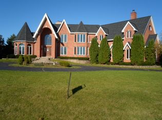 3S207 Elfstrom Trl, Batavia, IL 60510