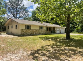102 Tanglewood Rd, Jesup, GA 31546