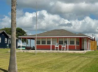 83 County Road 307 N, Port Lavaca, TX 77979