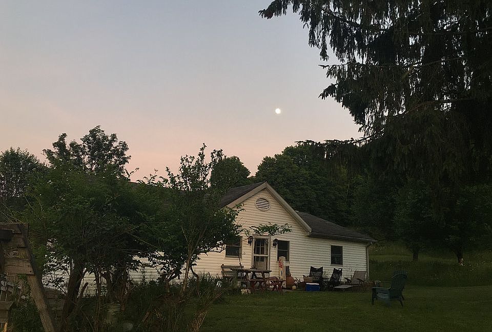 1st image of 449 Lizzie Hoye Ln
