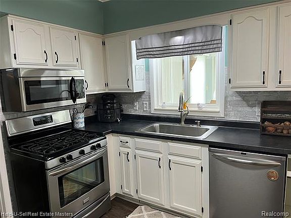 4th image of 4450 William Ct