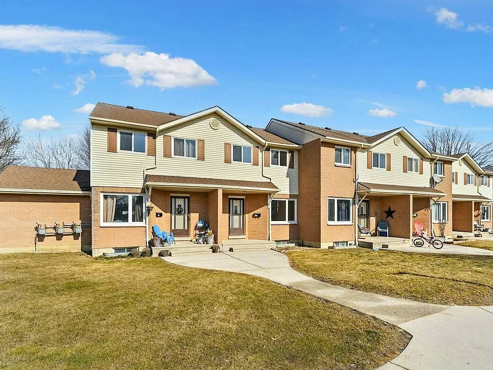 65 Fort St #47