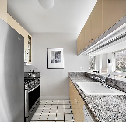Sold by Corcoran | media 4
