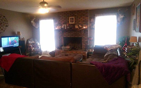 3rd image of 22147 Hill N Dale Dr