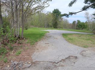64 Pleasant Hill Rd, Augusta, ME 04330