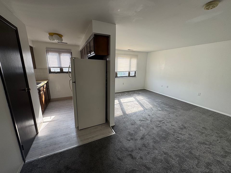 1st image of 514 Dewey Ave