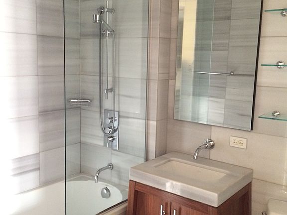 5th image of 88 Greenwich St APT 1805