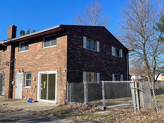 3rd image of 4525 E 143rd St #A