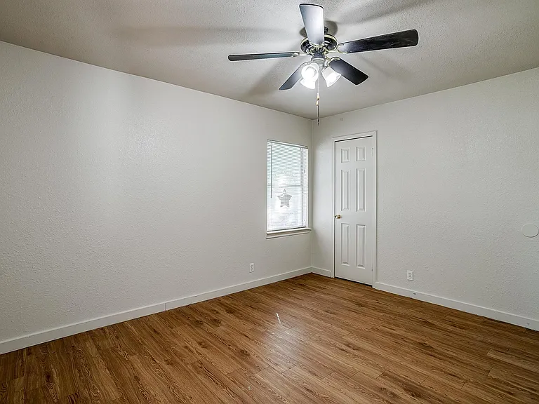 3419 S University Dr #D — Photo 14