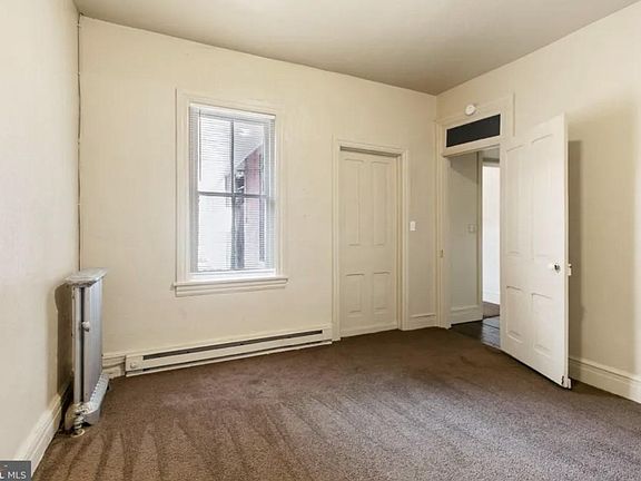 2nd image of 1113 Cumberland St #2