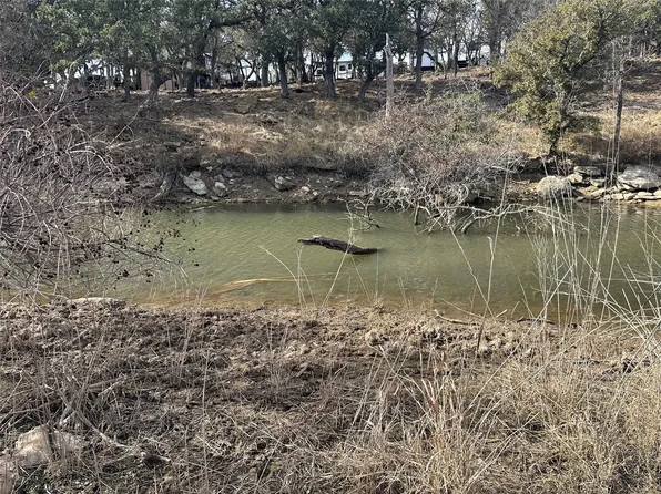 632 S Lakeside Dr, May, TX 76857