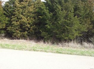 6127 Sunset Ridge Rd, Hillsboro, MO 63050