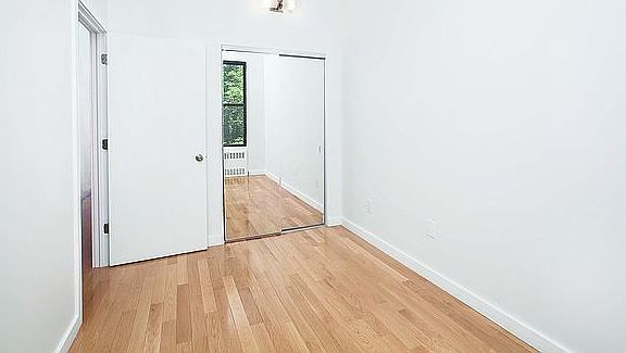 5th image of 2085 5th Ave APT 3R