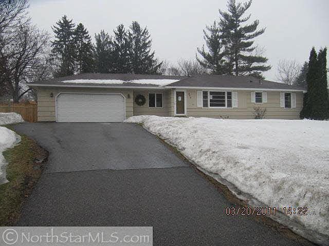 1st image of 376 Lark Avenue