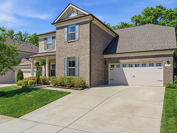 2nd image of 513 Weymouth Ln