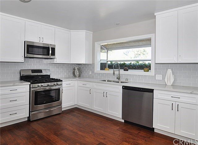 1st image of 841 S Western Ave