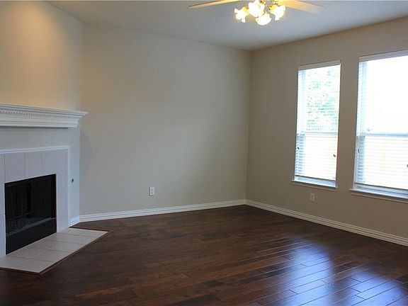2nd image of 4429 Waskom Dr