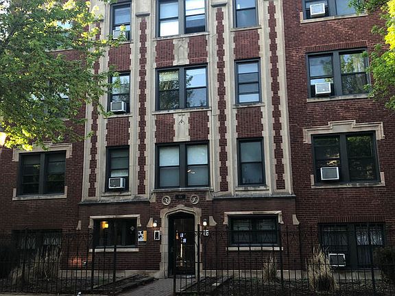 5th image of 924 W Newport Ave APT 206