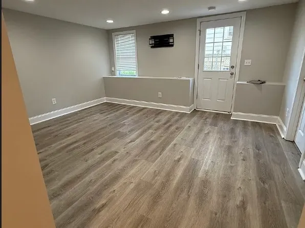 77 Ash St #77, Northbridge, MA 01534