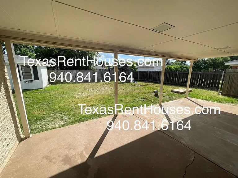 4602 Melody Ln — Photo 11