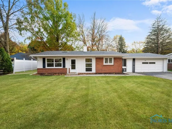 3527 Robin Rd, Toledo, OH 43623