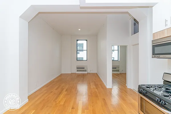 Rented by MySpaceNYC | media 2
