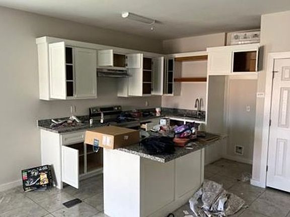 5th image of 1416 Riddle Dr