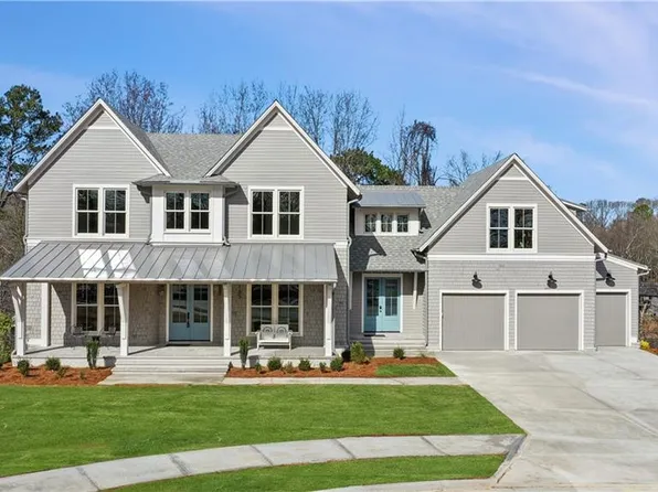 165 Grayton Ln, Roswell, GA 30075