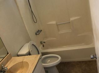 17408 Sequoia St APT B, Hesperia, CA 92345
