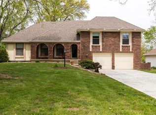 12040 W 103rd Ter, Overland Park, KS 66215