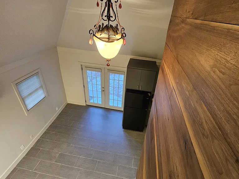 811 Piedmont Ave NE — Photo 3