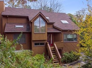 3 Maple Ct, Cortlandt Manor, NY 10567