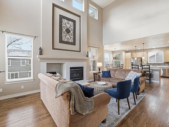 3rd image of 10123 Mockingbird Ln