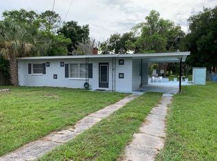 904 Edgewater Dr, Eustis, FL 32726