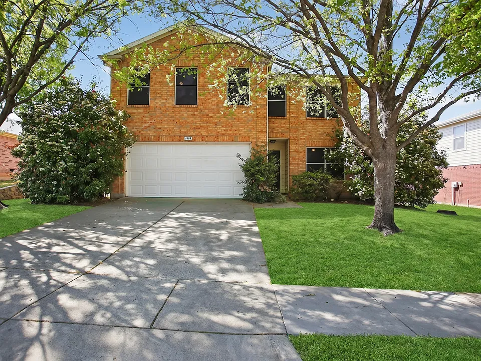 4608 Merlot Dr