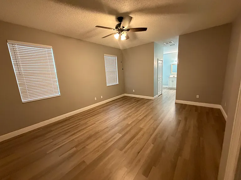 704 Grand Canyon Dr — Photo 9