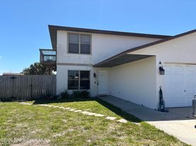 129 Washington Ave, Indialantic, FL