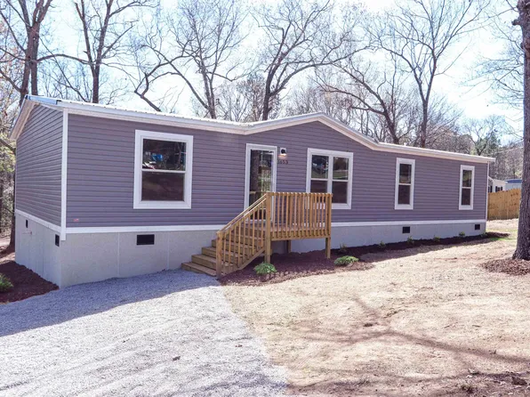 1653 Woodtrail Dr, Gaston, SC 29053