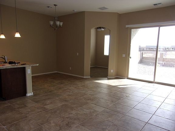4th image of 3965 N Marden Ln