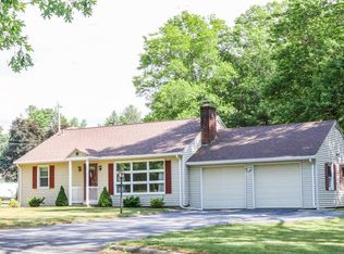 457 Dipping Hole Rd, Wilbraham, MA 01095