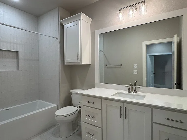 7110 Alexander Dr — Photo 31