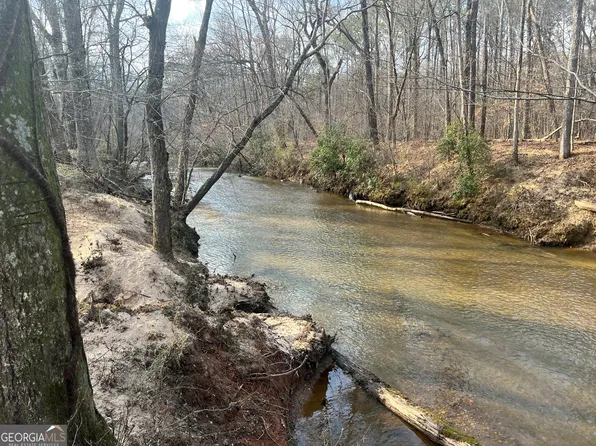 5475 Trout Creek Dr, Douglasville, GA 30135