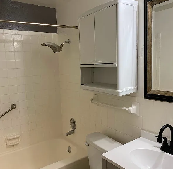220 Kenbrook Dr #2 — Photo 9