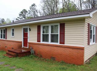 102 Bonnie Brae Ln, Walhalla, SC 29691