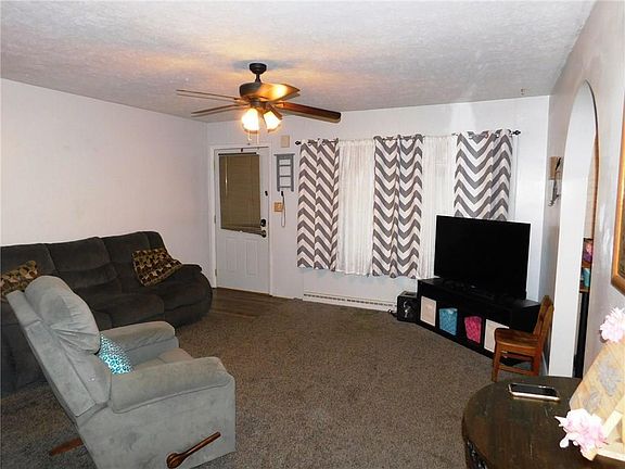 5th image of 3831 Freeman Dr