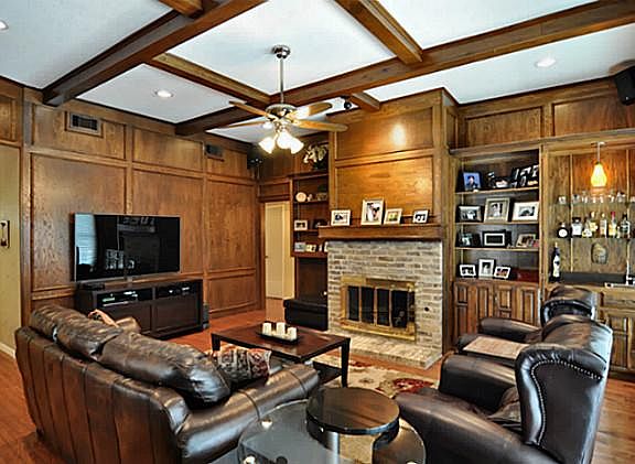3rd image of 2520 Winfield Dr