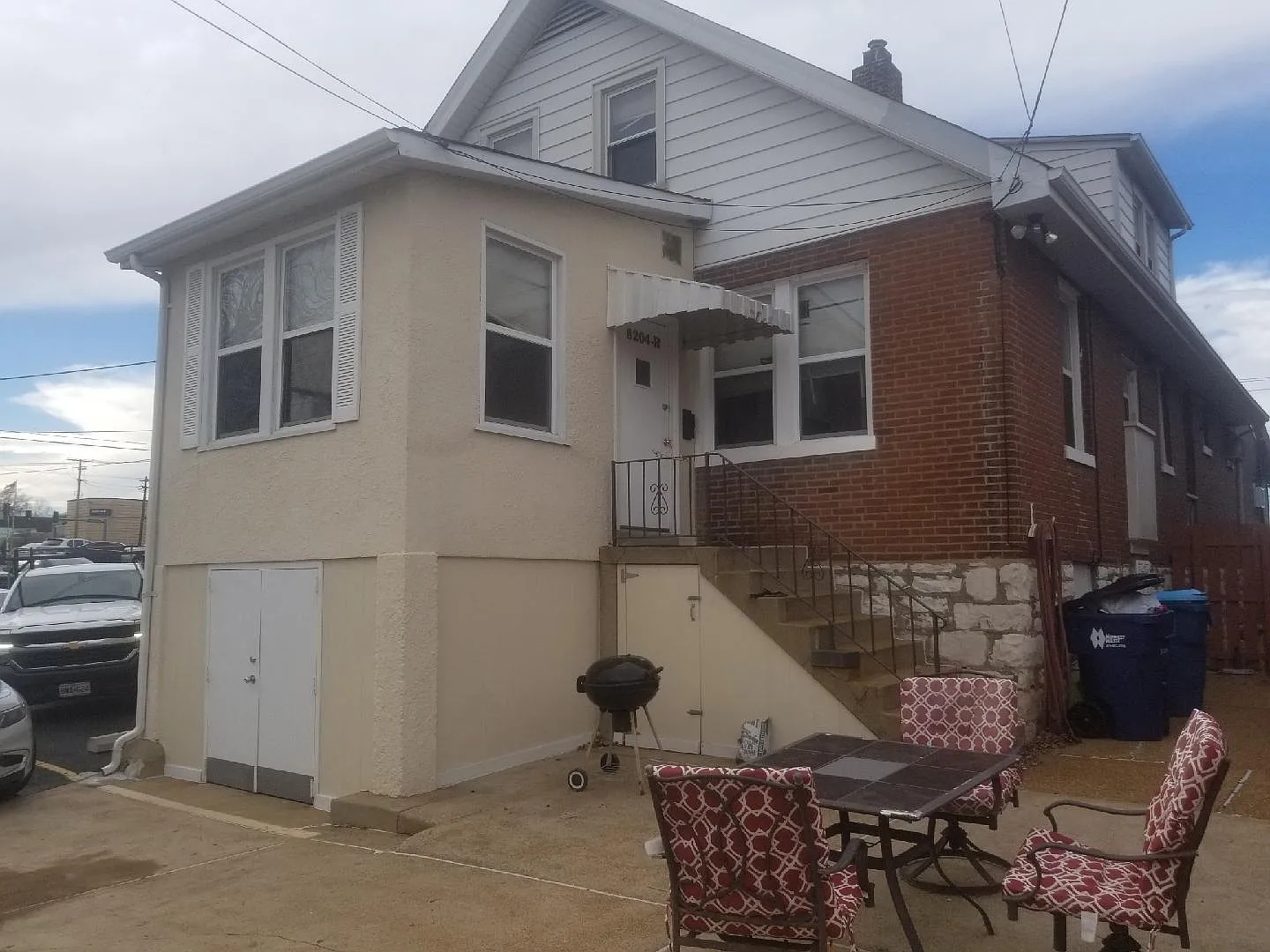 8204 Gravois Rd photo 1