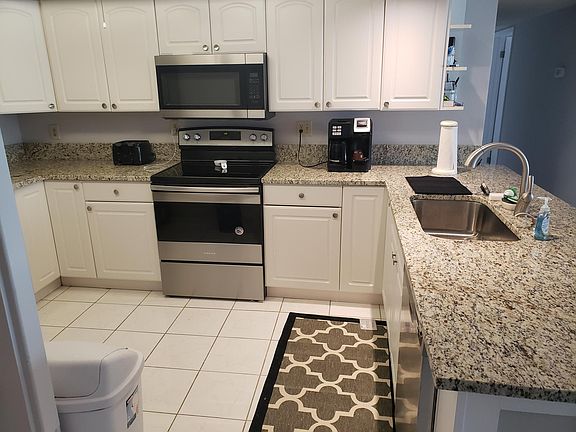 2nd image of 1390 Gulf Blvd APT 203