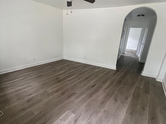 3rd image of 3709 Park St